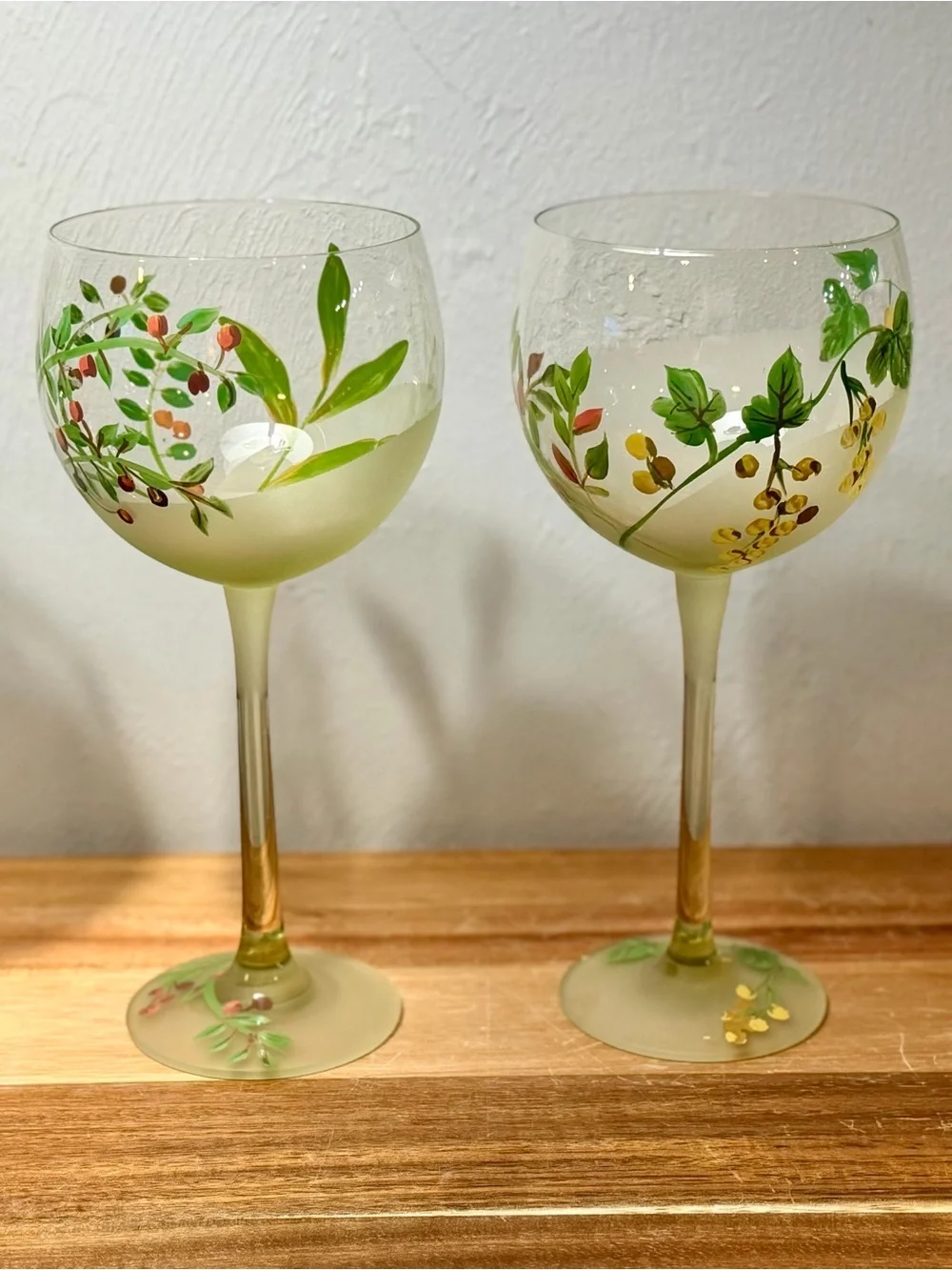 Vintage Frosted Hand-Painted Botanical Wine Glasses - Set of 4